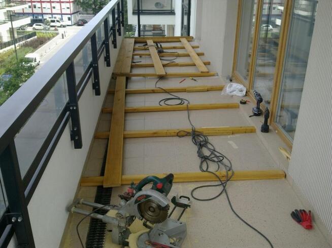 tarasy drewniane zadaszenia balustrady ogrodzenia