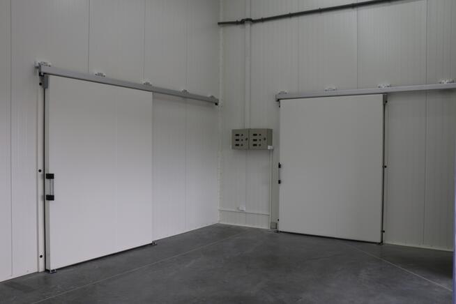 Drzwi chłodnicze przesuwne od producenta