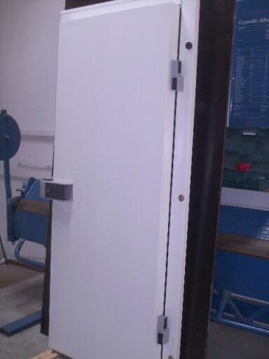 Drzwi chłodnicze uchylne od producenta