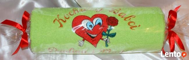 haft komputerowy łączymy z sitodrukiem, haft tasiemką,nadruk