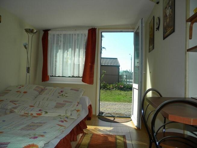 POKOJE NAD MORZEM DZIWNÓW