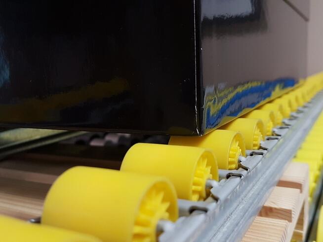 Najtańsza listw rolkowa - transport pudełek, paczek.