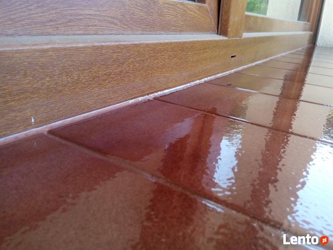 Taras przecieka - powłoki żywiczne na istniejące płytki