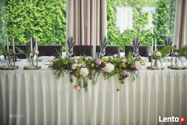 Dekoracje sal weselnych i kościołów