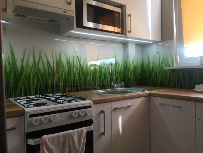 lustra ,szyby do kuchni,szklane drzwi ,kabiny prysznicowe