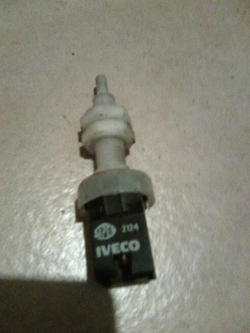 IVECO świeca płomiennikowa