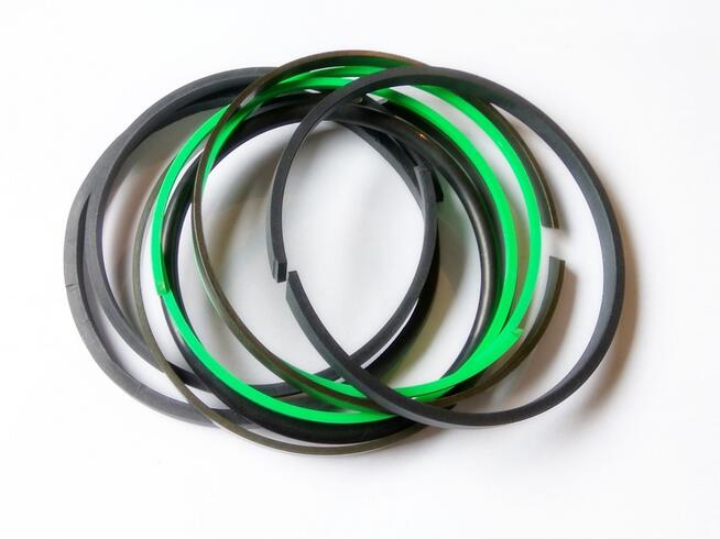 Uszczelnienia komplet siłownika łyżki CNH 71464996 EX255