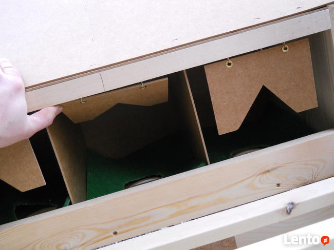 Gniazda dla kur niosek, innego drobiu, wyposażenie kurnika -