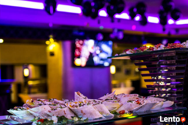 18 urodziny, osiemnastka w klubie