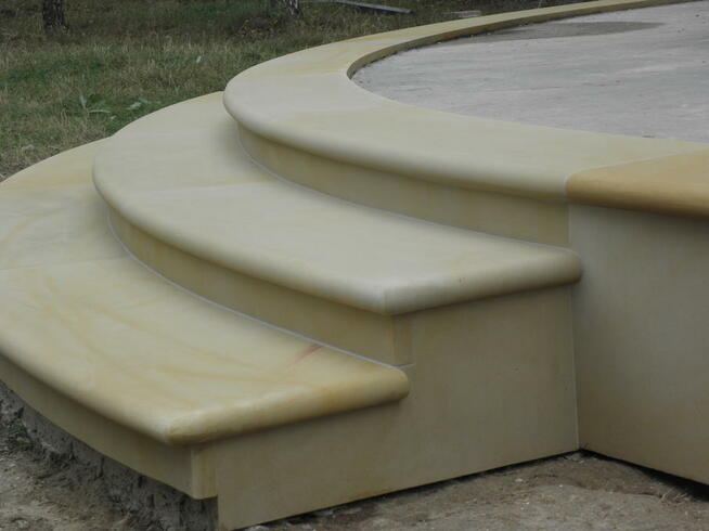 schody z kamienia, zewnętrzne antypoślizgowe PRODUCENT