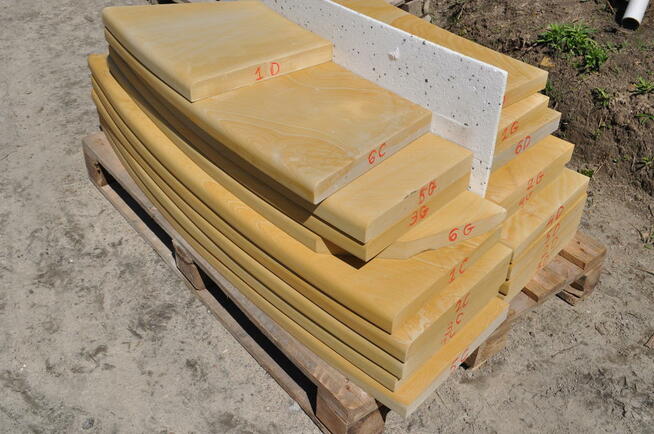 schody z kamienia, zewnętrzne antypoślizgowe PRODUCENT