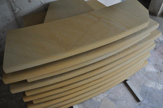 schody z kamienia, zewnętrzne antypoślizgowe PRODUCENT