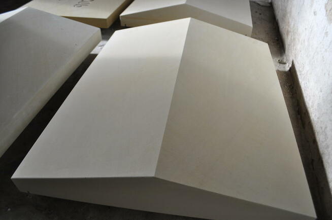 NAKRYWY Z PIASKOWCA DASZKI Z PIASKOWCA KAMIEŃ NATURALNY