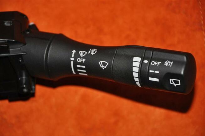 Przełącznik świateł i wycieraczek NISSAN JUKE F15