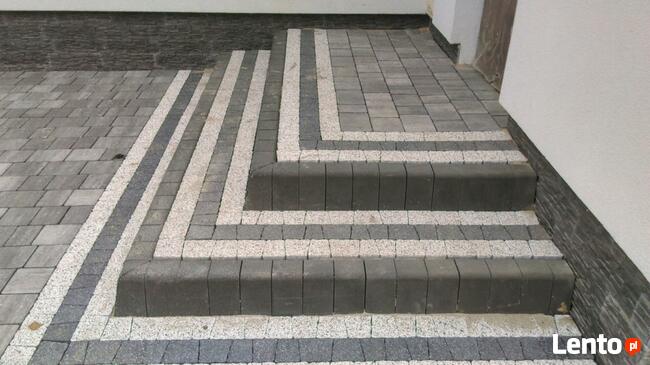 Układanie kostki brukowej