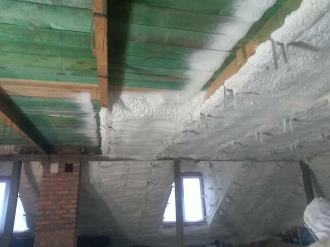 Ocieplanie Pianką Poliuretanową - Poddasza Stropy