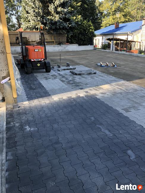 Układanie i sprzedaż kostki brukowej