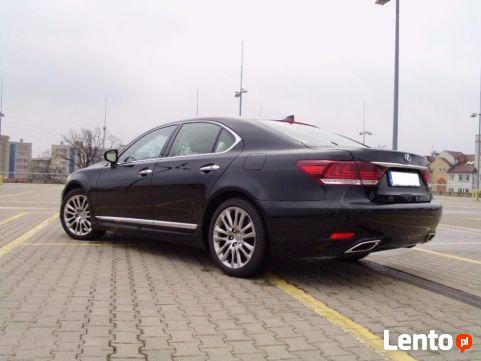 Airport Modlin Taxi Bus Warsaw Transfery Lotniskowe VIP UE