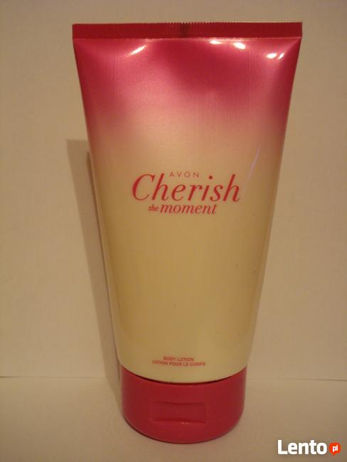 wyprzedaż kosmetyków Avon