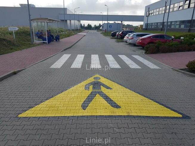 Malowanie linii, oznakowanie poziome hal magazynów, garaży