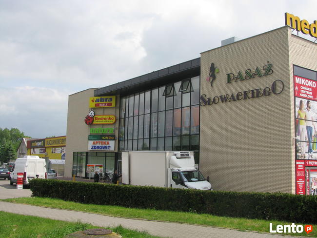 Brzeg lokal handlowy na parterze w Pasażu Słowackiego