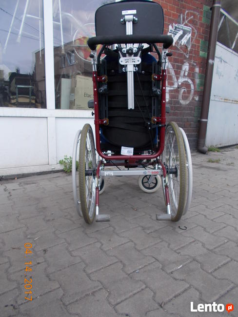 Wózek inwalidzki specjalny z regulacją oparcia i siedziska