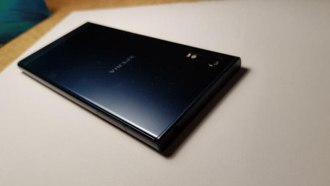Sony xz1