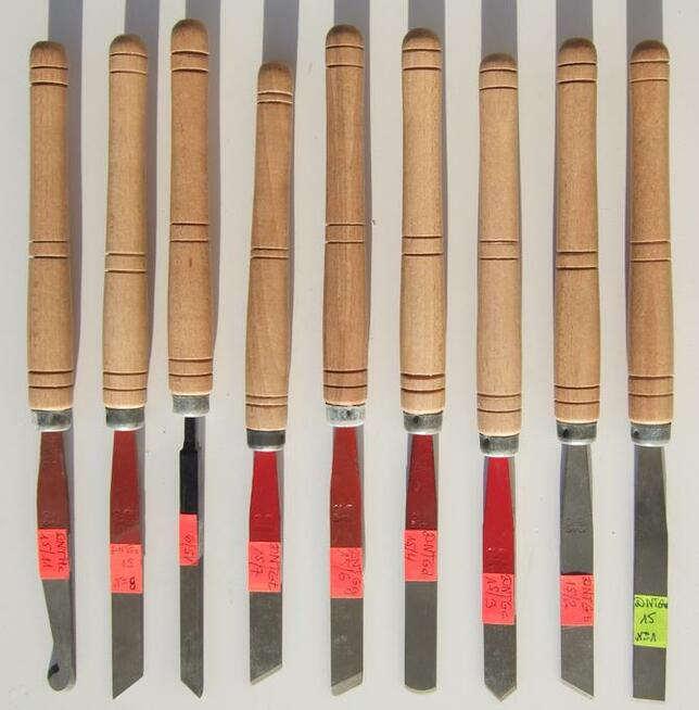 NÓŻ TOKARSKI RĘCZNY DO DREWNA TOCZENIA TRZONEK DŁUTA 15 WIEL