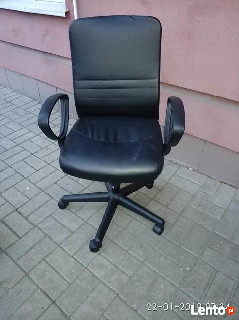 Krzesło biurowe obrotowe mało używane Sprzedam