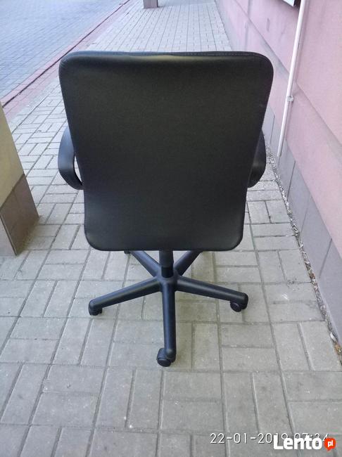 Krzesło biurowe obrotowe mało używane Sprzedam