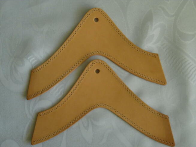 Podeszwy drewnian+ wierzchy( z juchtu) do klapek