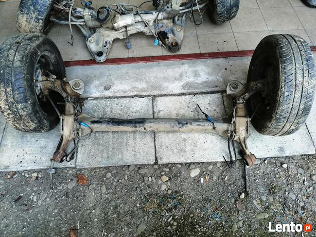 BELKA ZAWIESZENIA TYLNA CITROEN C3