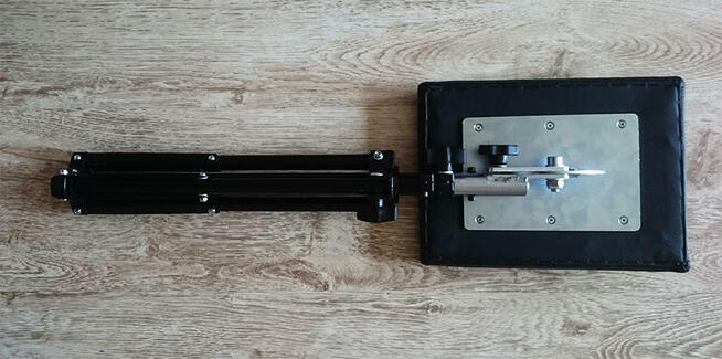 Podłokietnik do tatuażu - składany stojak kosmetyczny