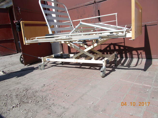 Łóżko rehabilitacyjne ortopedyczne 3-funkcyjne sterowane pil