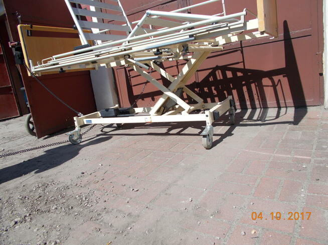 Łóżko rehabilitacyjne ortopedyczne 3-funkcyjne sterowane pil