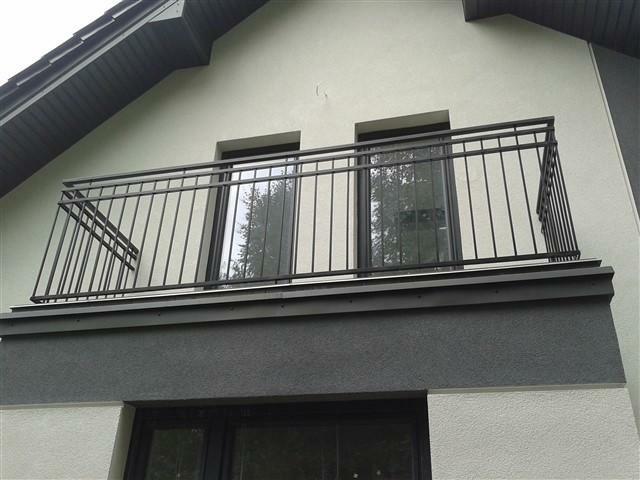 Bramy, balustrady, ogrodzenia, wiaty śmietnikowe, palisadowe