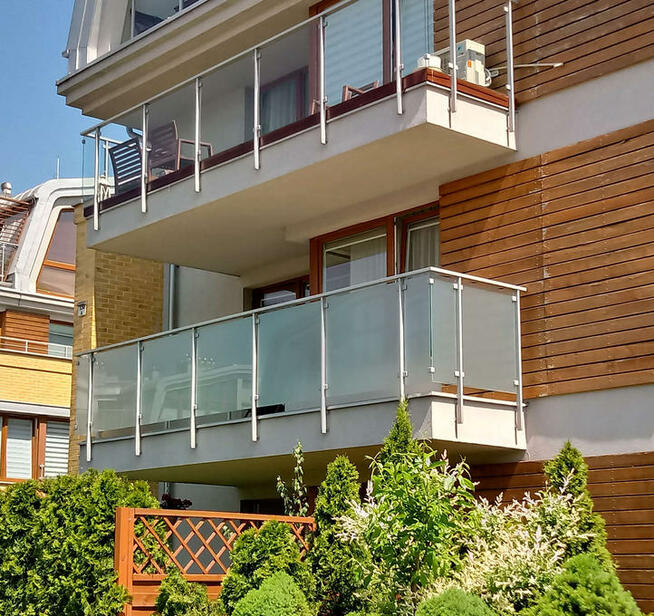 Oklejanie szyb balkonowych, łazienek, pomieszczeń