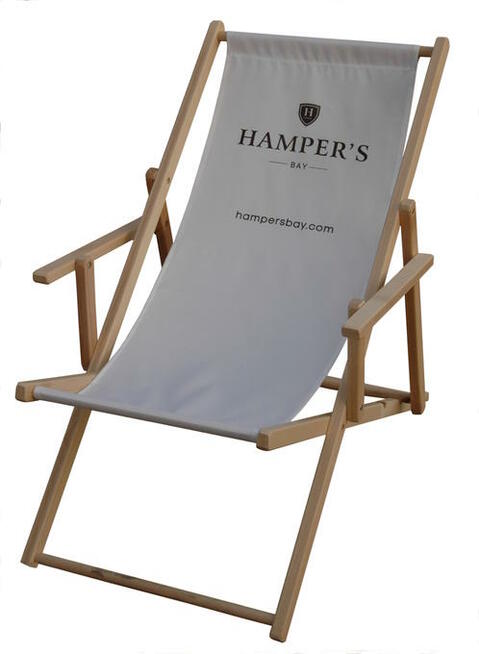 Leżaki z nadrukami, parawany, hamaki itd