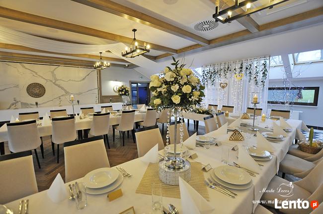 Dekoracje ślubne koscioła, sali, pojazdu, florystyk