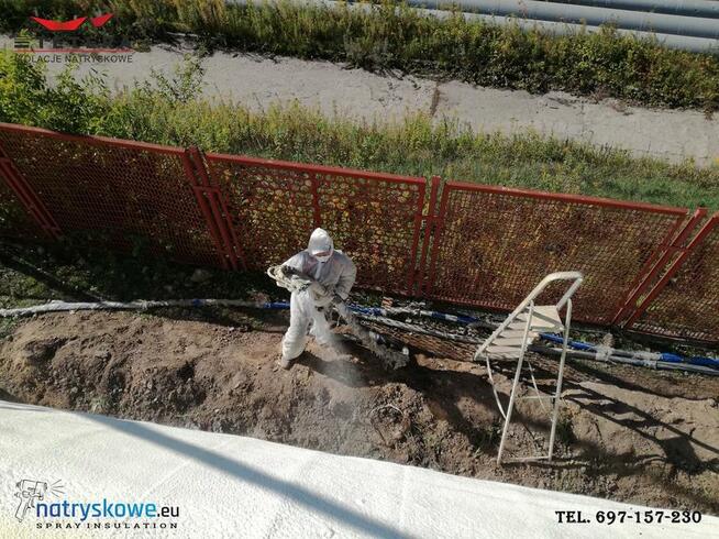 Izolacja Izolację pianką Ocieplanie Poddaszy Pianą