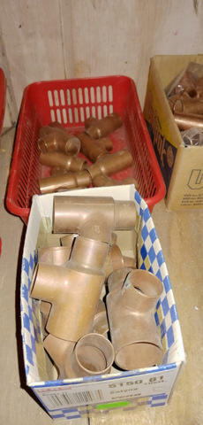 Kształtki miedziane: kolano, mufa, trójnik, zwężka