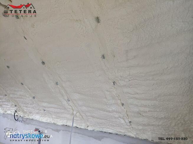 Izolacja Izolację pianką Ocieplanie Poddaszy Pianą