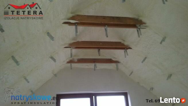 Izolacje Poddaszy Pianką Izolacja Budynków Pianą