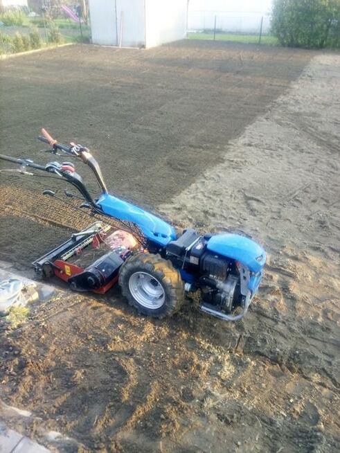 usługi minikoparką Wodzisław Śląski usługi glebogryzarką