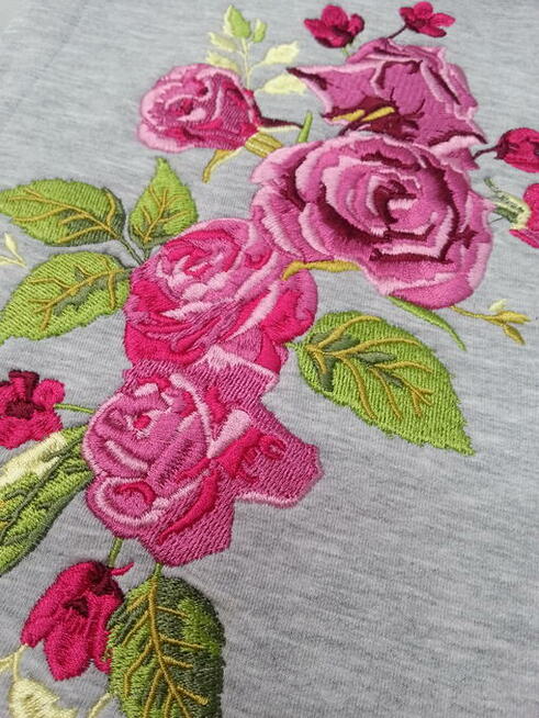 Hafciarnia, haft komputerowy, haftowanie odzieży