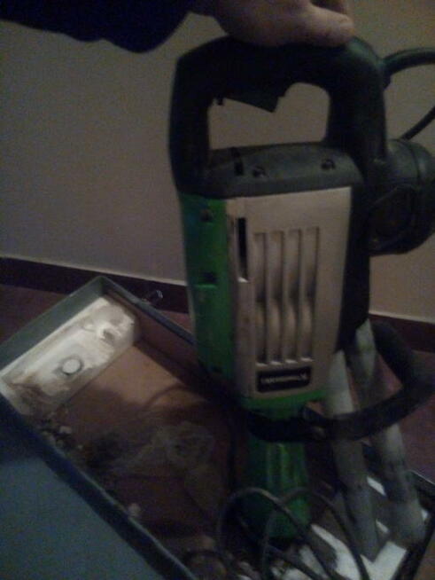 Młot wyburzeniowy 50J 1600w