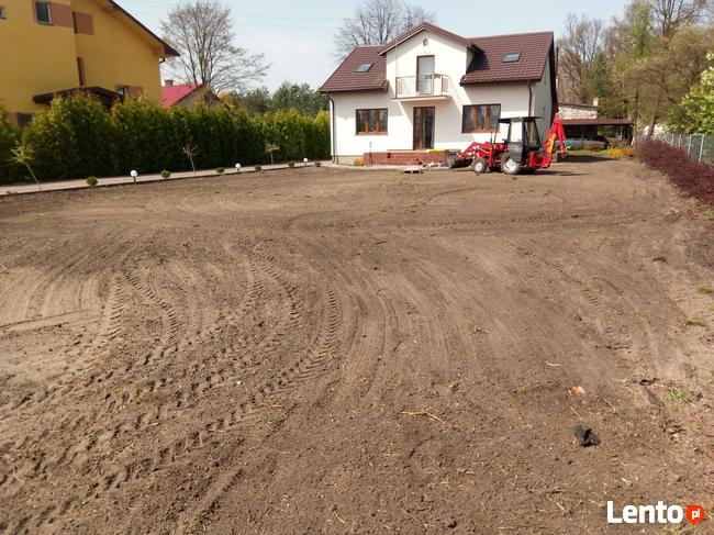 Odwodnienia drenaże nawodnienia miniladowarka fundamenty kop