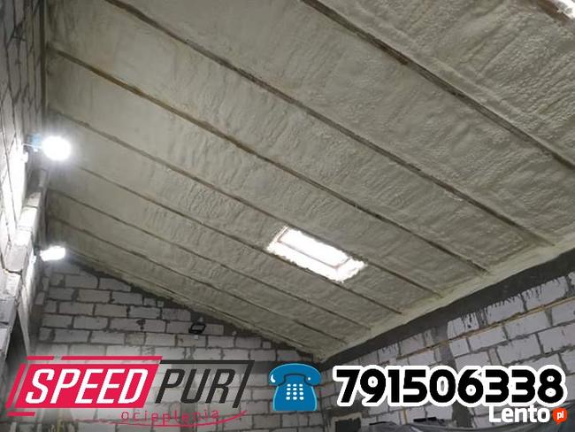 Ocieplanie Poddaszy Piana Pur Dach Strop Wiązary Dębno