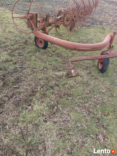 zgrabiarko przewracarka do siana