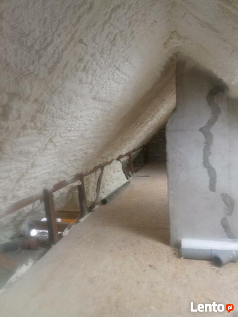 Ocieplanie pianka poliuretanowa docieplenia piana PUR